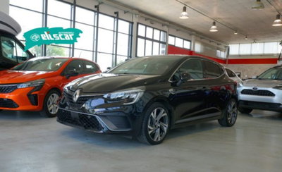 Renault Clio Full Hybrid E-Tech 140 CV 5 porte R.S. Line (2)