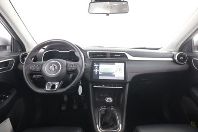 Mg ZS ZS 1.5 Luxury (4)