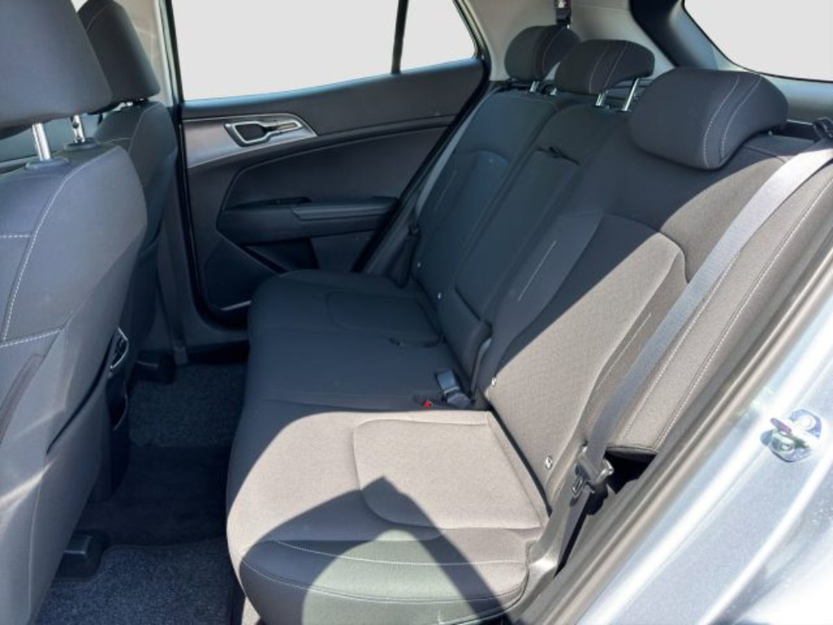 Kia Sportage 1.6 crdi mhev Business dct (11)