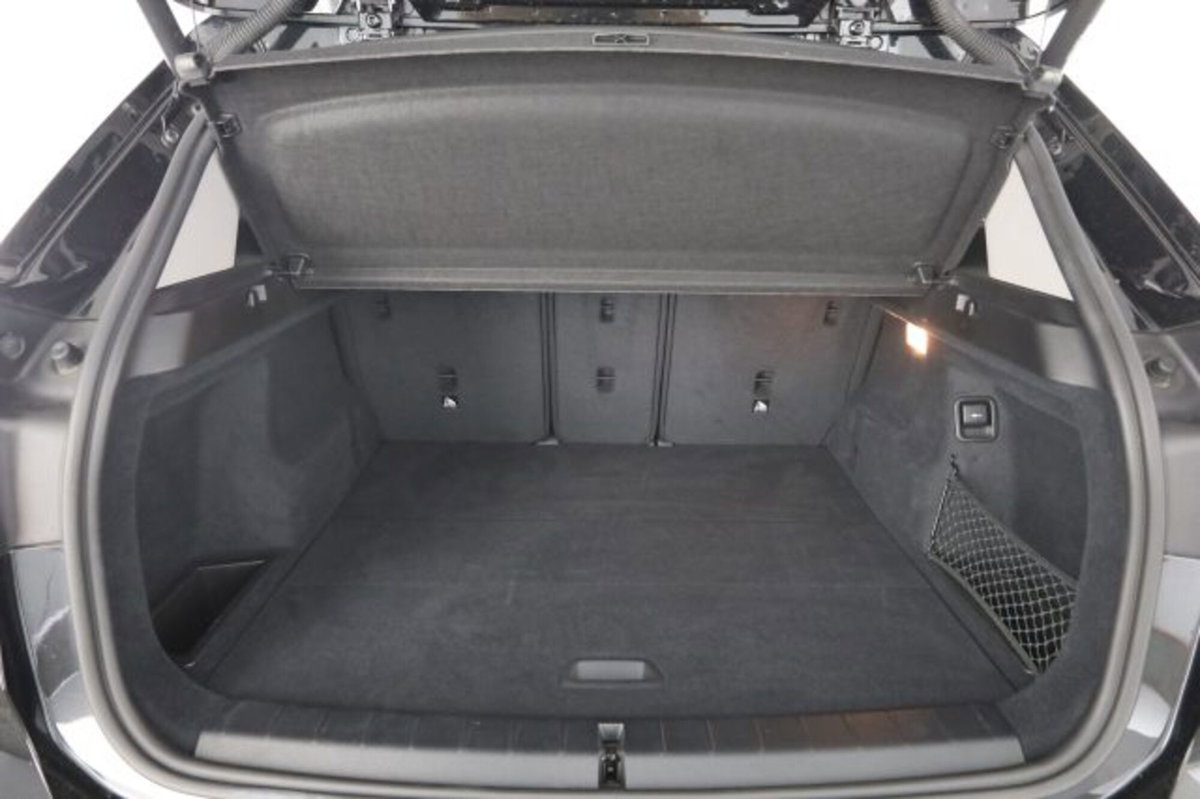 BMW X1 sDrive18d Business Advantage (6)