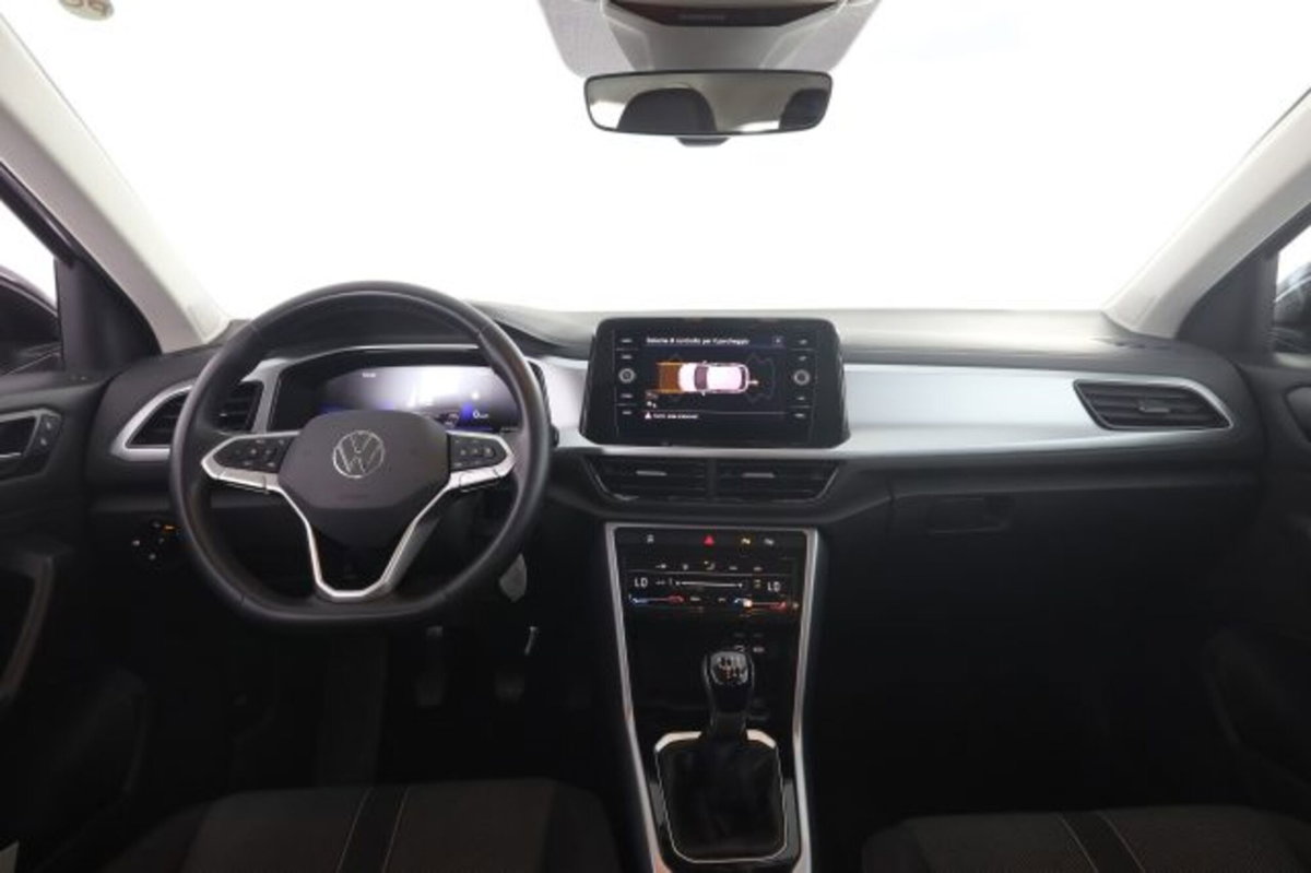 Volkswagen T-Roc 2.0 tdi Life 115cv (4)