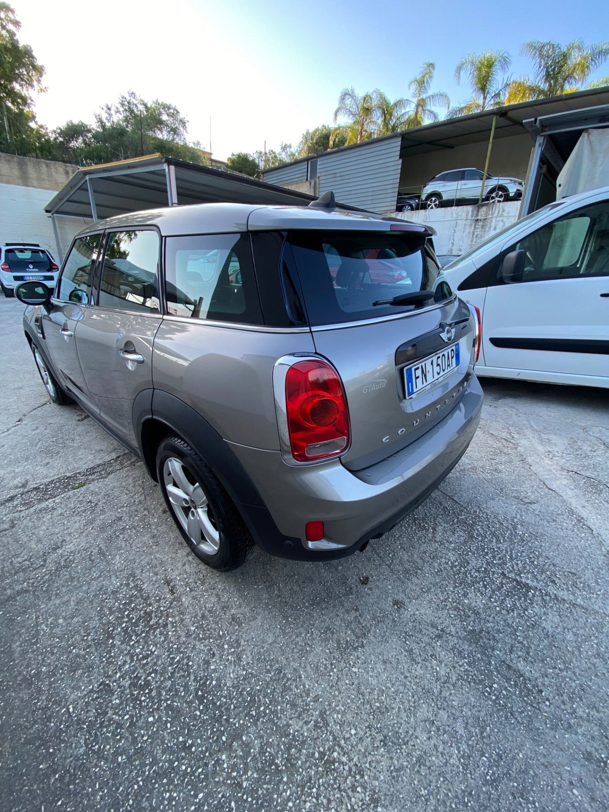 MINI Mini Countryman 1.5 One D Business Countryman (4)