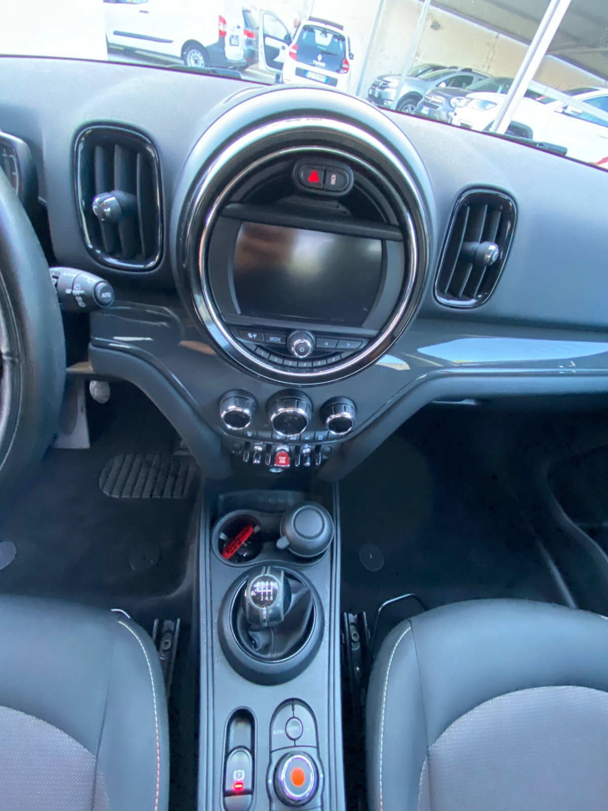 MINI Mini Countryman 1.5 One D Business Countryman (6)