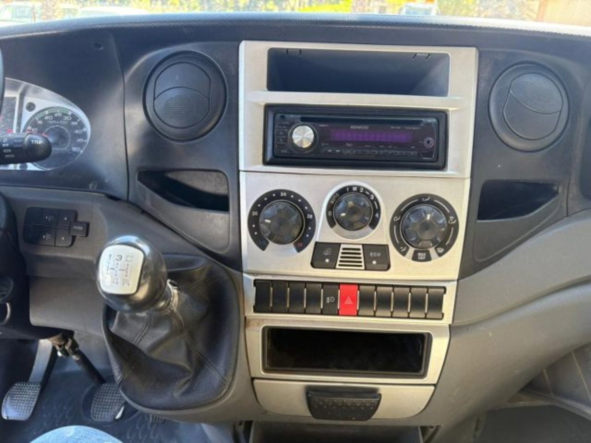 Iveco Daily Telaio 35C11 2.3 HPT PLM-RG Cabinato (9)