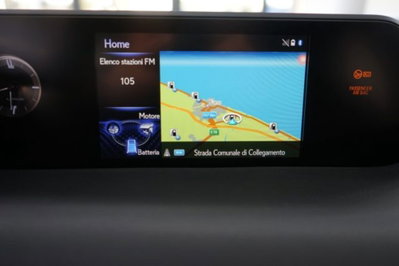 Lexus UX Hybrid Business (11)