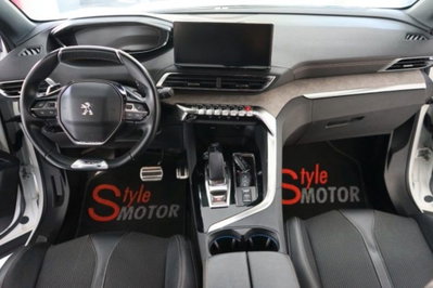 Peugeot 3008 Hybrid 225 e-EAT8 GT (5)