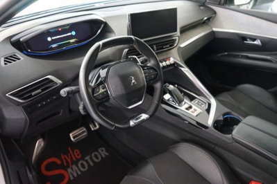 Peugeot 3008 Hybrid 225 e-EAT8 GT (6)
