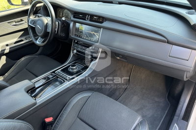 Jaguar XF Sportbrake 2.0 D 180 CV AWD aut. R-Sport (11)