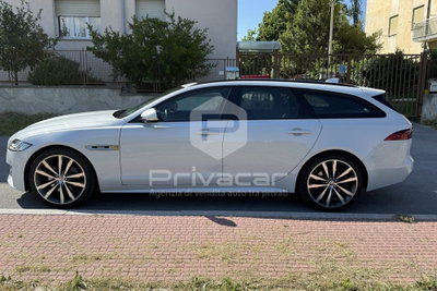 Jaguar XF Sportbrake 2.0 D 180 CV AWD aut. R-Sport (8)