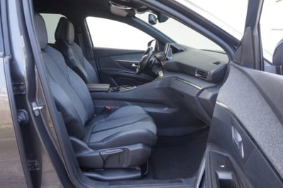 Peugeot 3008 BlueHDi 130 S&S EAT8 Allure Pack (17)