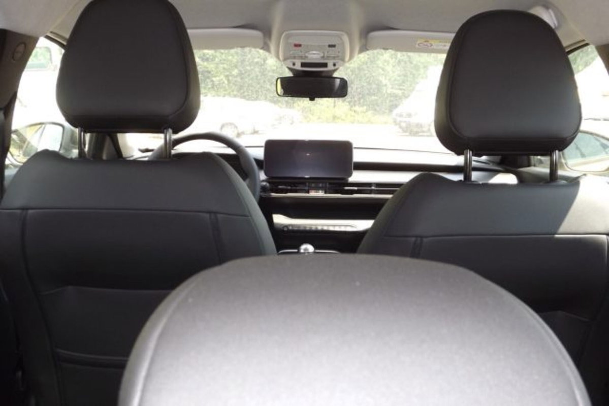 Jeep Avenger 1.2 turbo Altitude fwd 100cv (8)