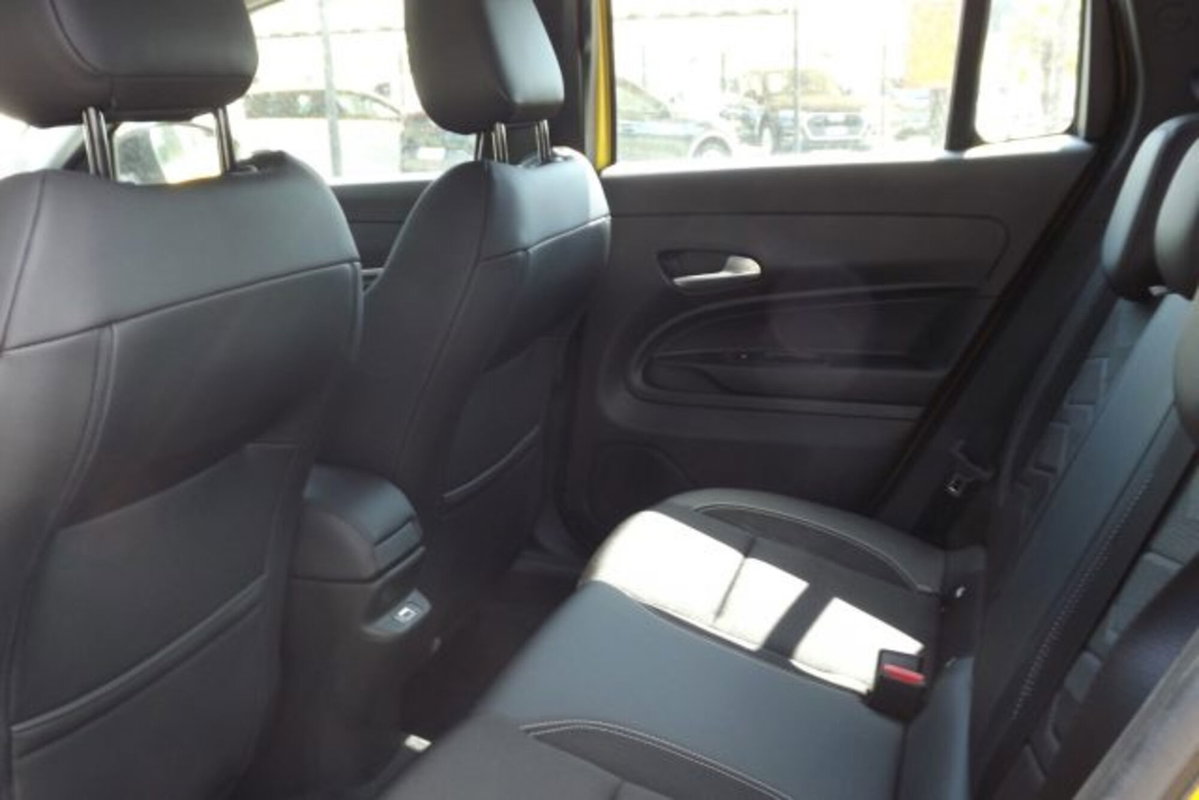 Jeep Avenger 1.2 turbo Altitude fwd 100cv (9)