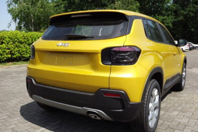 Jeep Avenger 1.2 turbo Altitude fwd 100cv (2)