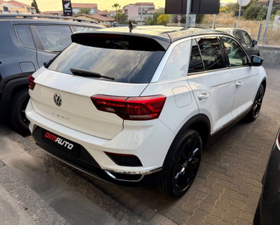 Volkswagen T-Roc 2.0 TDI SCR 150 CV Business BlueMotion Technology (4)