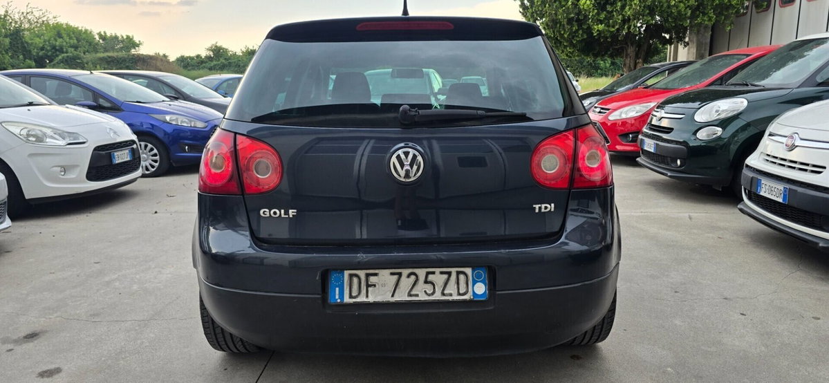Volkswagen Golf 1.9 TDI DPF 5p. GT Sport (7)