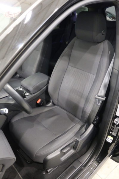 Land Rover Discovery Sport 2.0 eD4 163 CV 2WD R-Dynamic S (10)