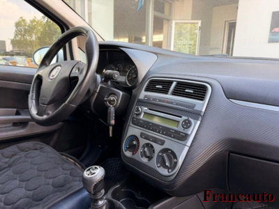 Fiat Grande Punto 1.3 MJT 90 CV 5 porte Emotion (7)