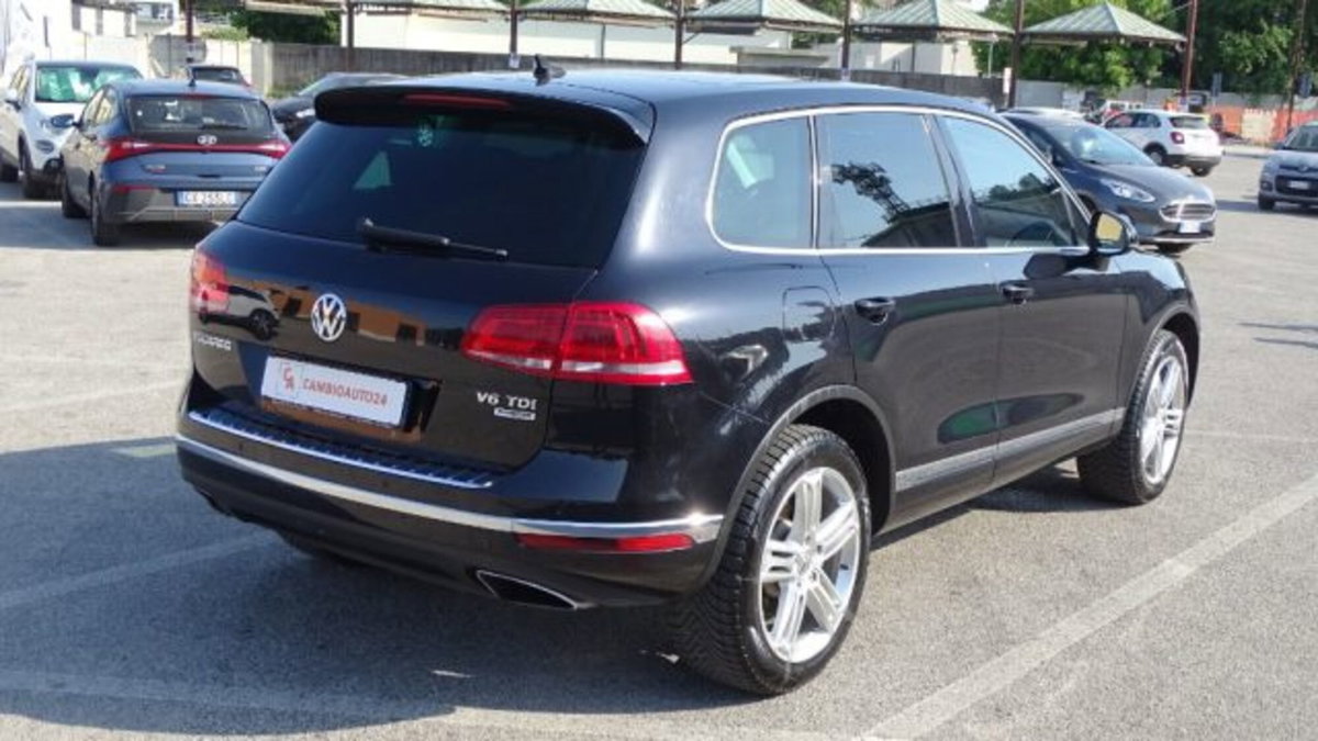 Volkswagen Touareg 3.0 TDI 262 CV tiptronic BlueMotion Technology (7)