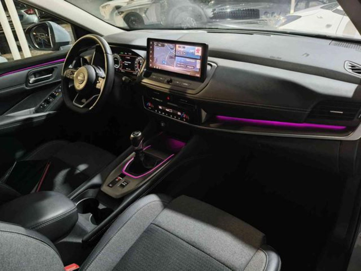 Nissan Qashqai 1.3 mhev N-Connecta 2wd 140cv (10)