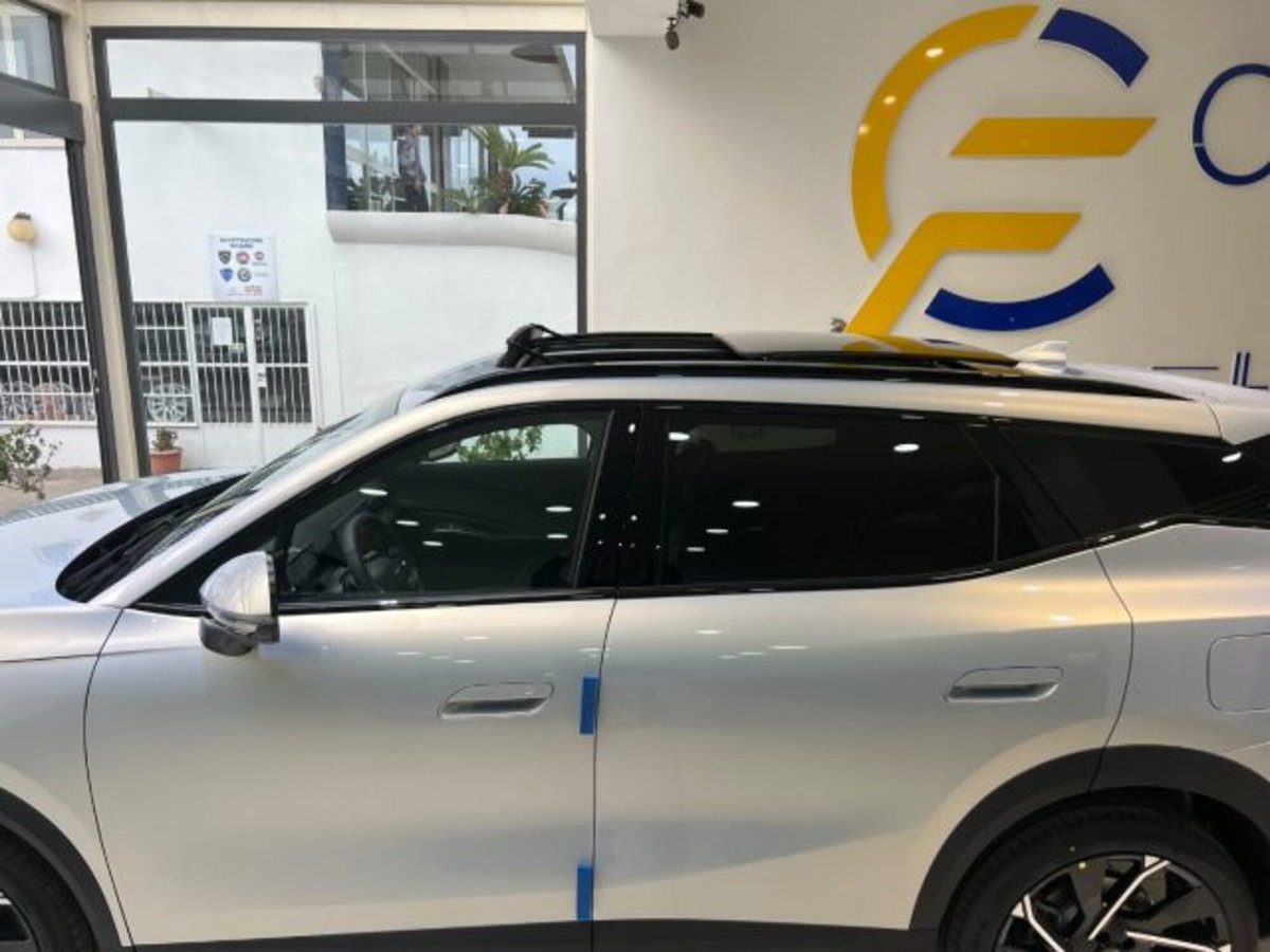 Omoda Omoda 7 SHS-P 1.5 tgdi phev Premium (12)