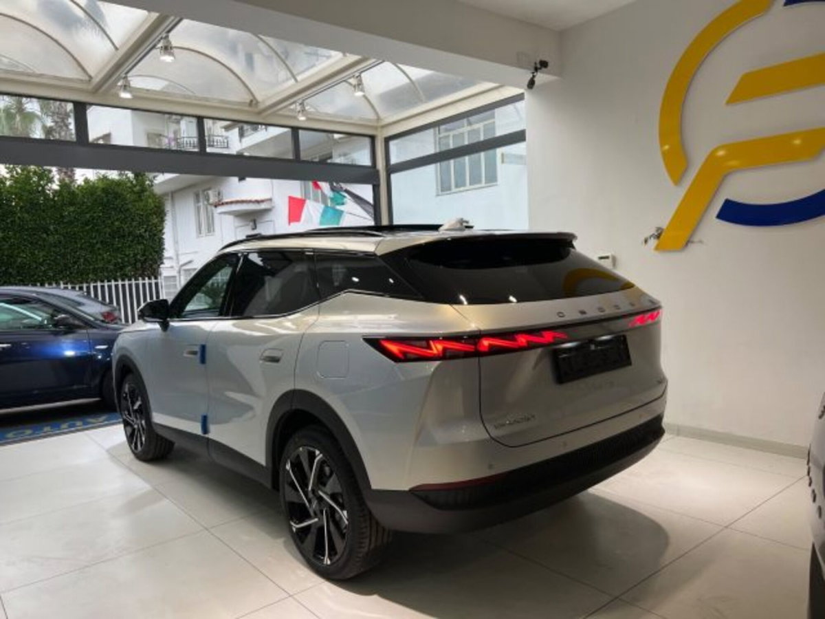 Omoda Omoda 7 SHS-P 1.5 tgdi phev Premium (13)