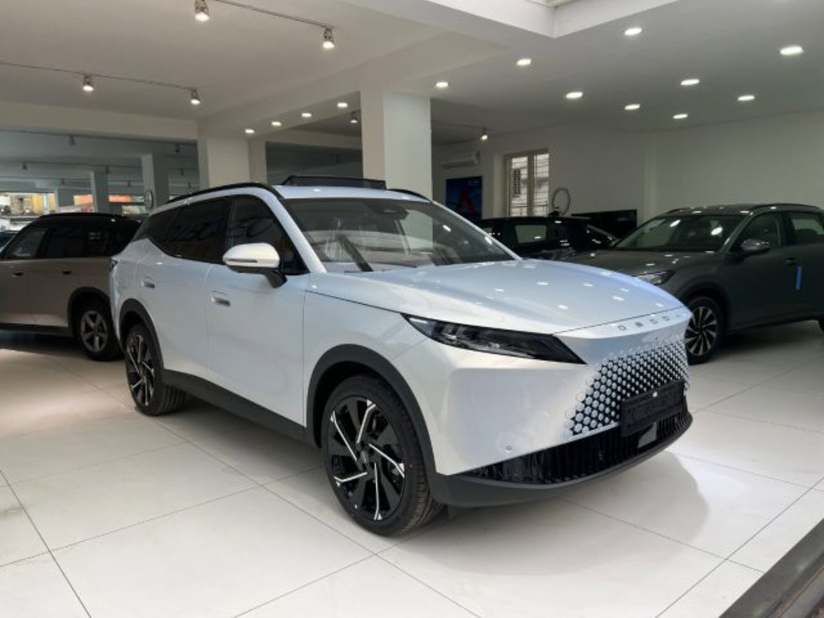 Omoda Omoda 7 SHS-P 1.5 tgdi phev Premium (5)