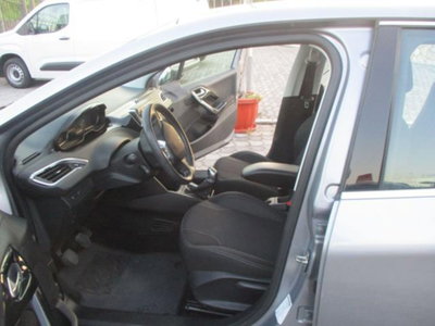 Peugeot 208 82 Stop&Start 5 porte Allure (13)
