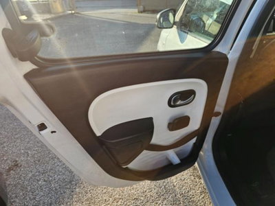 Renault Twingo TCe 90 CV GPL Duel (11)