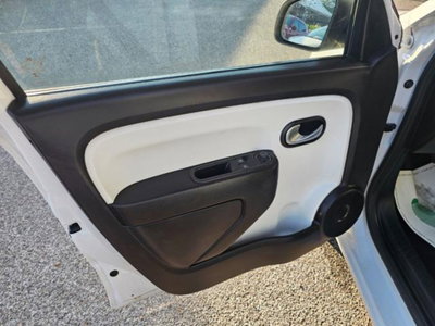 Renault Twingo TCe 90 CV GPL Duel (13)