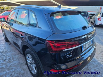 Audi Q5 40 TDI 204 CV quattro S tronic Business (5)