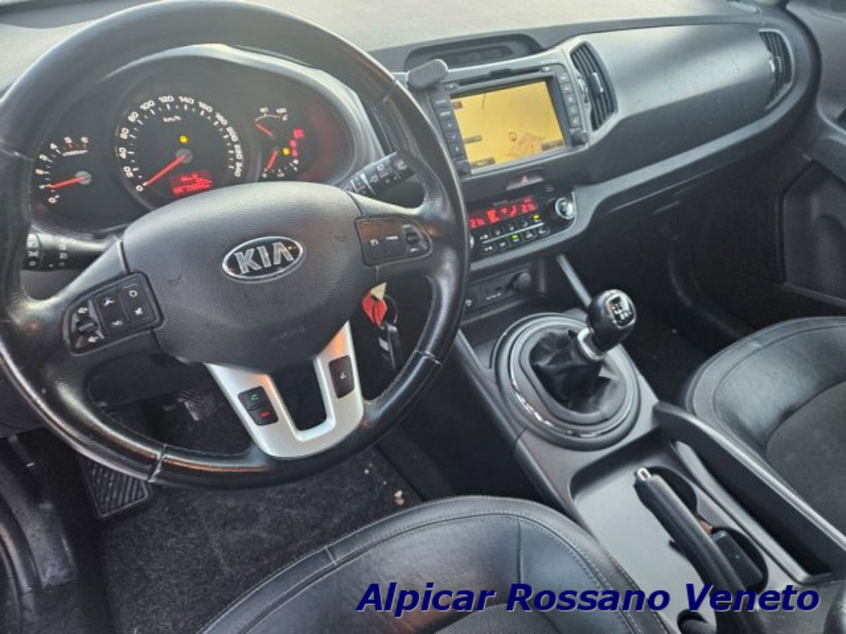 Kia Sportage 2.0 CRDI VGT AWD Plus (8)