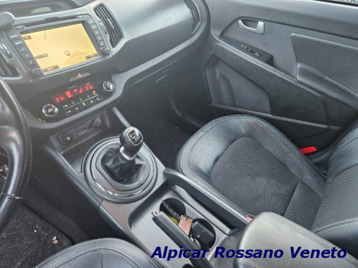 Kia Sportage 2.0 CRDI VGT AWD Plus (9)