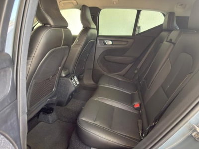 Volvo XC40 D3 AWD Geartronic Inscription (14)