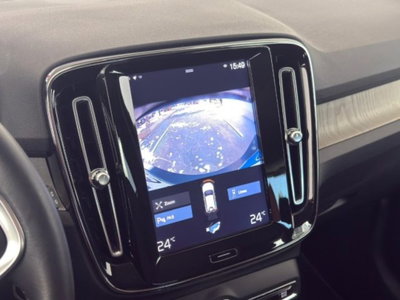 Volvo XC40 D3 AWD Geartronic Inscription (15)