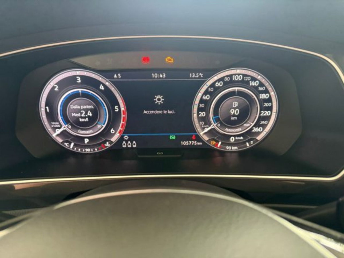 Volkswagen Tiguan 2.0 TDI SCR Business BlueMotion Technology (7)