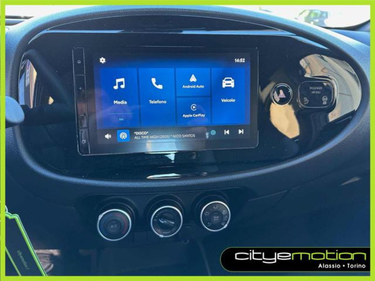 Toyota Aygo X 1.0 VVT-i 72 CV 5 porte Limited Air (12)