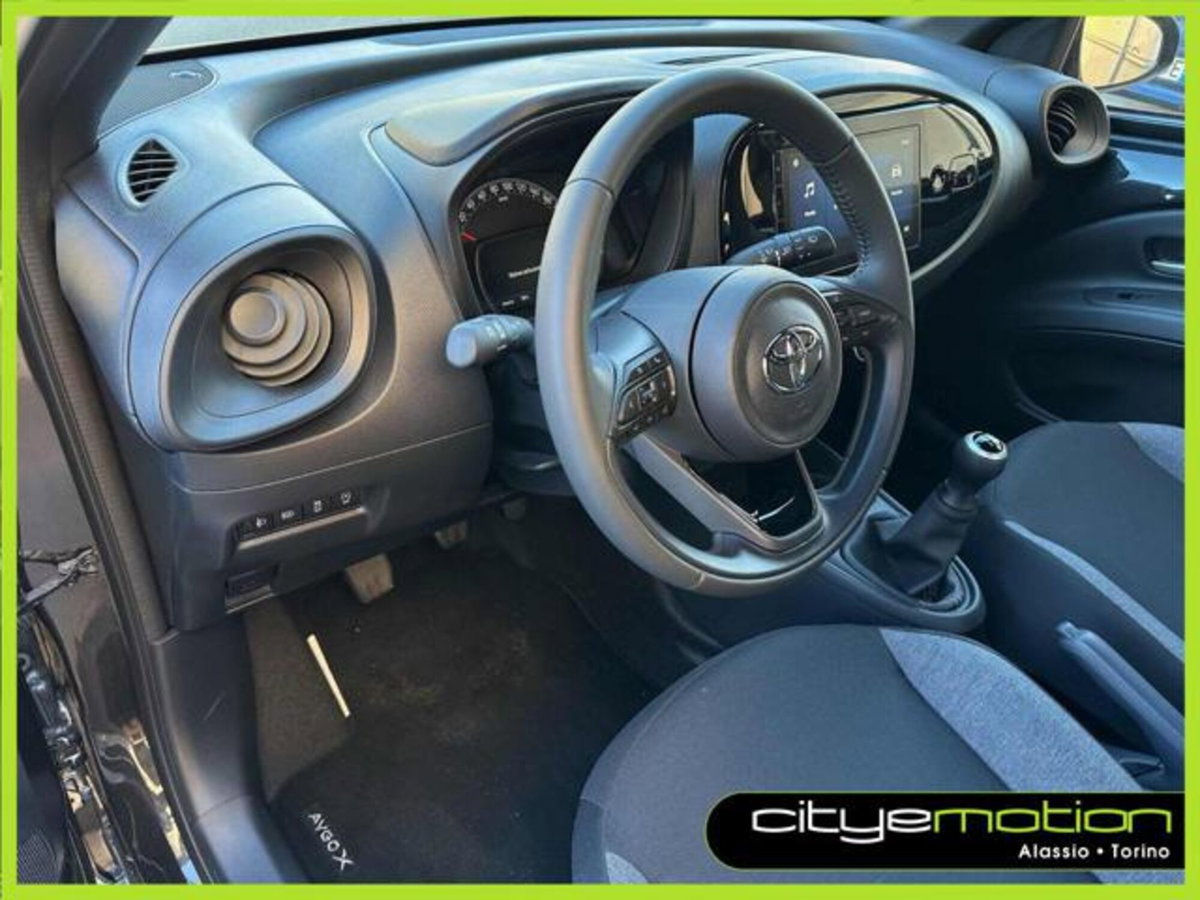 Toyota Aygo X 1.0 VVT-i 72 CV 5 porte Limited Air (8)