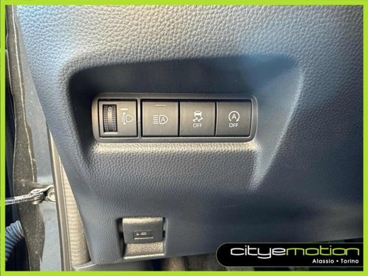 Toyota Aygo X 1.0 VVT-i 72 CV 5 porte Limited Air (9)
