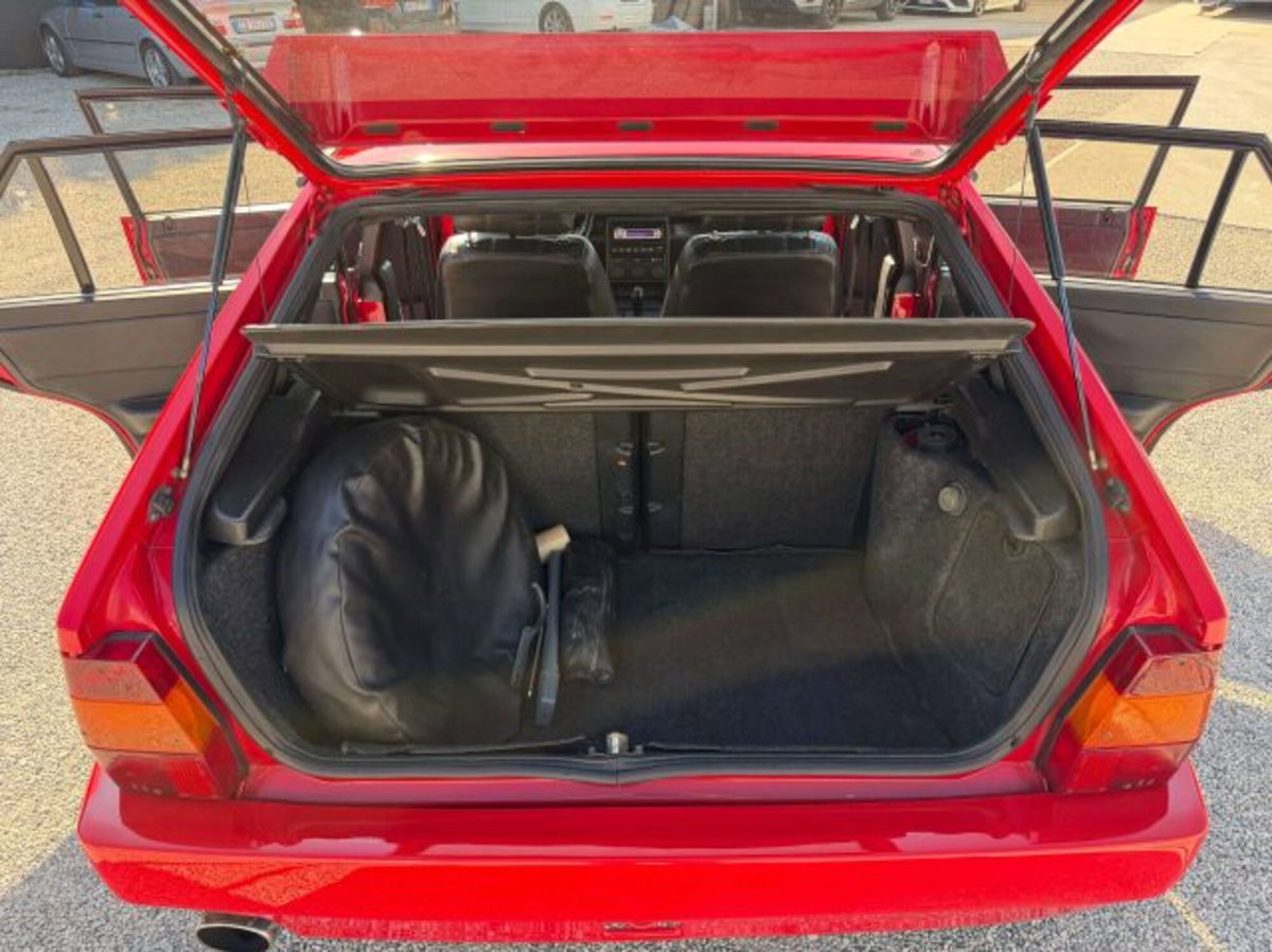 Lancia Delta turbo 16V HF integrale (14)