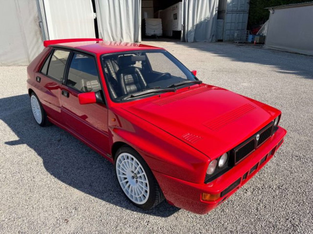 Lancia Delta turbo 16V HF integrale (2)