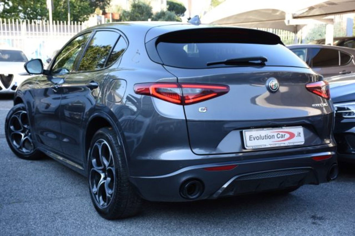 Alfa Romeo Stelvio Stelvio 2.0 Turbo 280 CV AT8 Q4 Veloce (4)