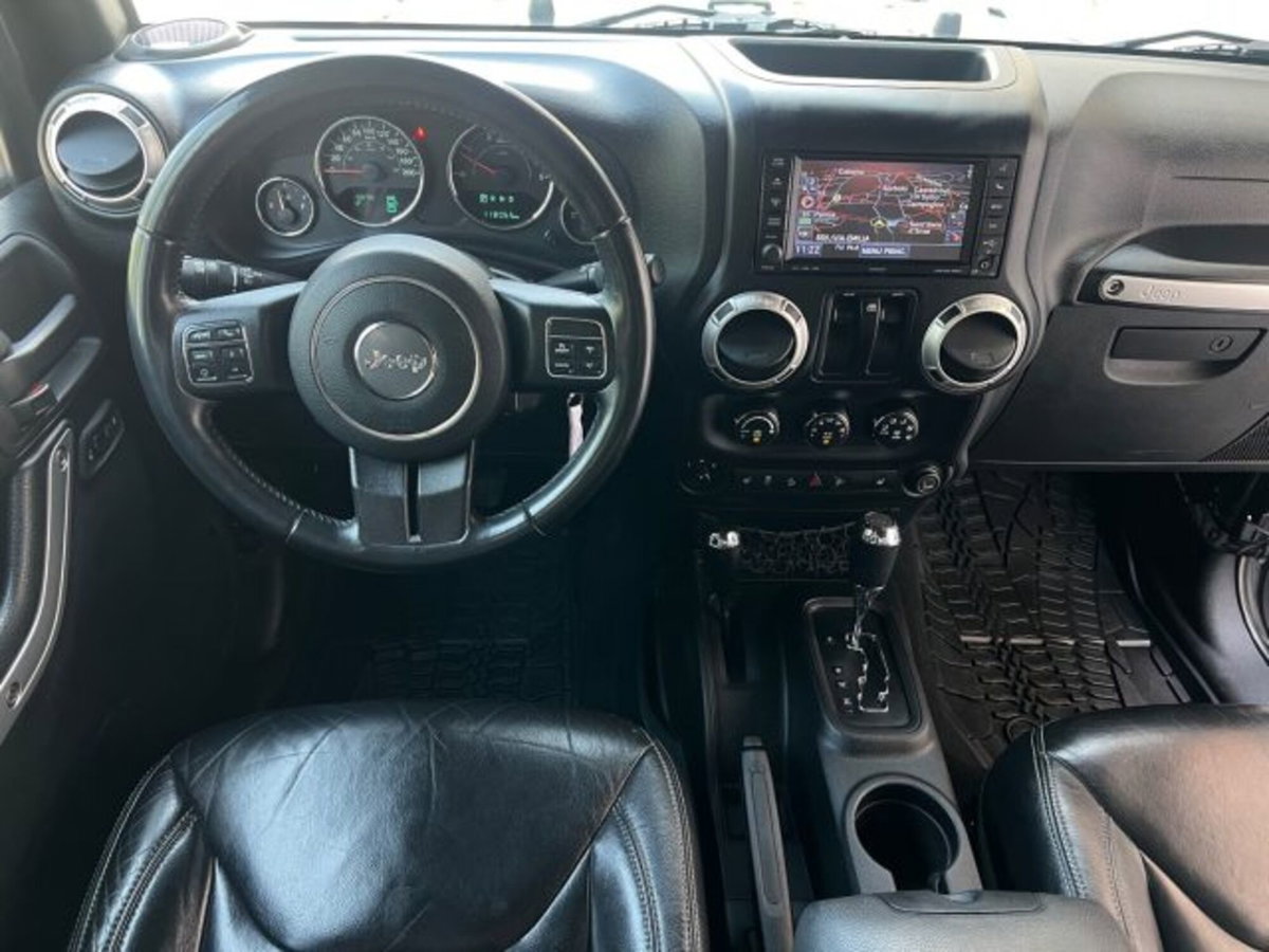 Jeep Wrangler 2.8 CRD DPF Sahara Auto (5)