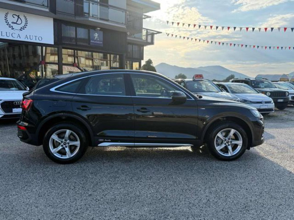 Audi Q5 Sportback 40 2.0 tdi mhev 12V S line Plus quattro s-tronic (11)