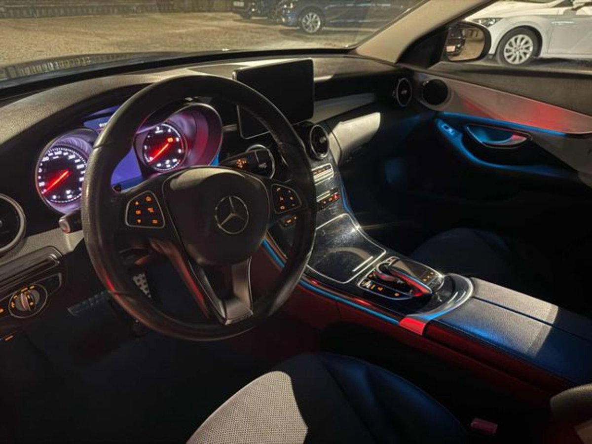 Mercedes-Benz Classe C Station Wagon 200 d Auto Premium Plus (14)
