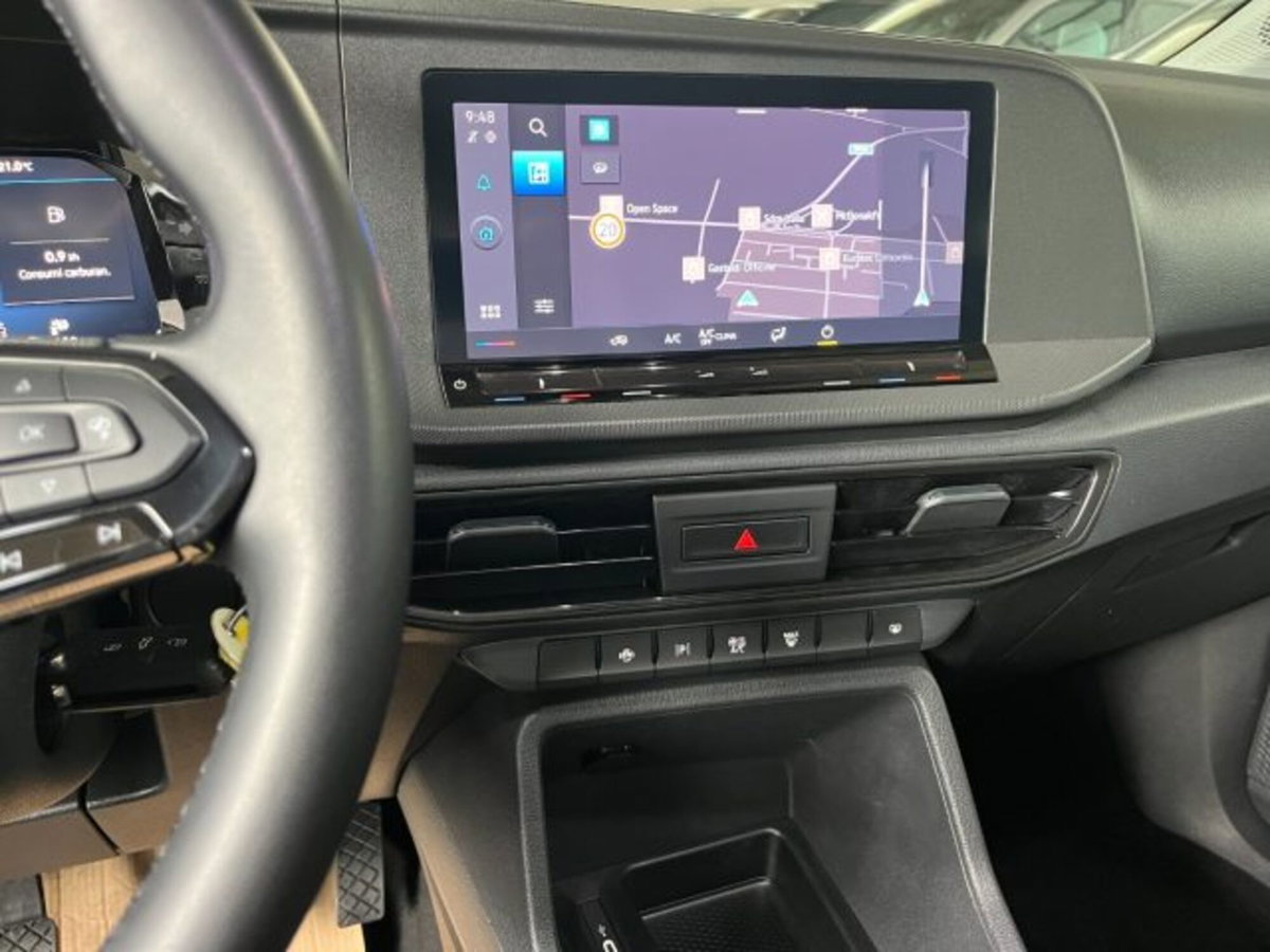 Ford Tourneo Connect 2.0 EcoBlue 102 CV Plus (12)