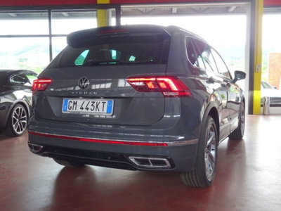 Volkswagen Tiguan 2.0 TDI 150 CV SCR DSG 4MOTION R-Line (5)