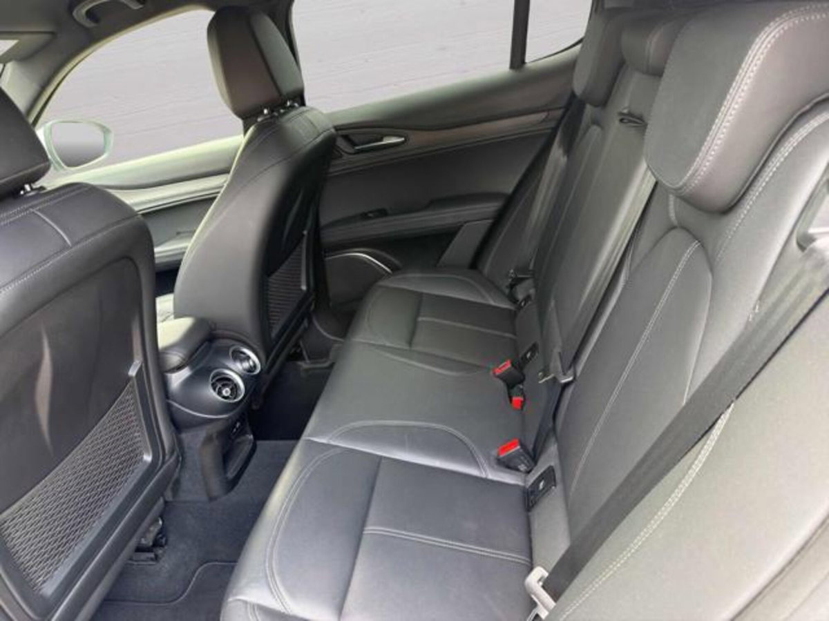 Alfa Romeo Stelvio Stelvio 2.2 Turbodiesel 210 CV AT8 Q4 Ti (10)