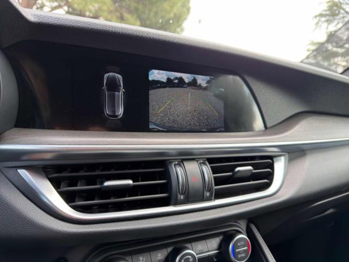 Alfa Romeo Stelvio Stelvio 2.2 Turbodiesel 210 CV AT8 Q4 Ti (13)