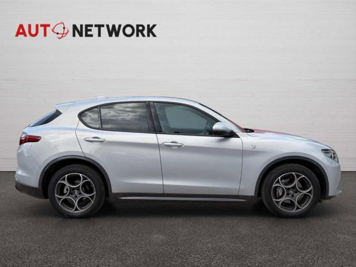 Alfa Romeo Stelvio Stelvio 2.2 Turbodiesel 210 CV AT8 Q4 Ti (8)