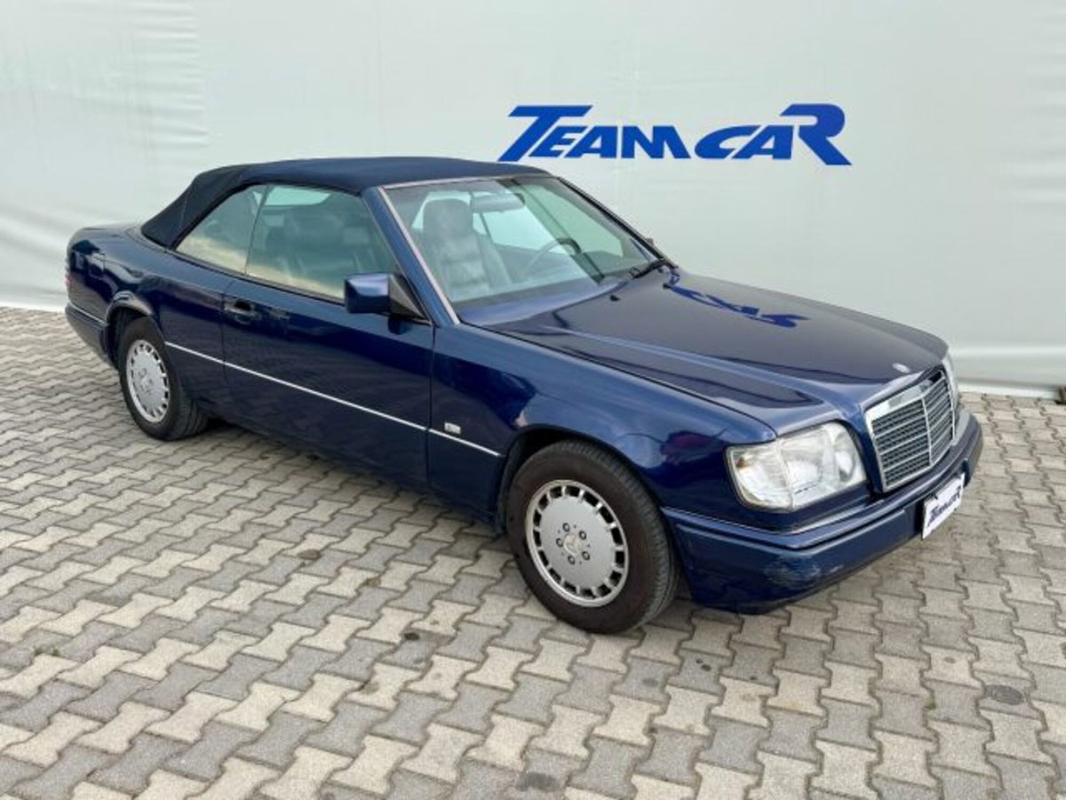 Mercedes-Benz Classe E Cabrio 200 cat Cabriolet